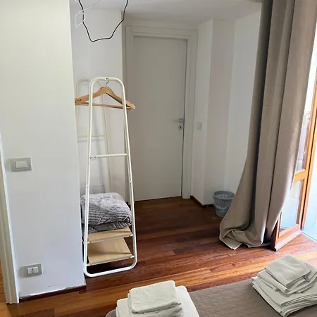 Konukevi Mercato Center La Spezia